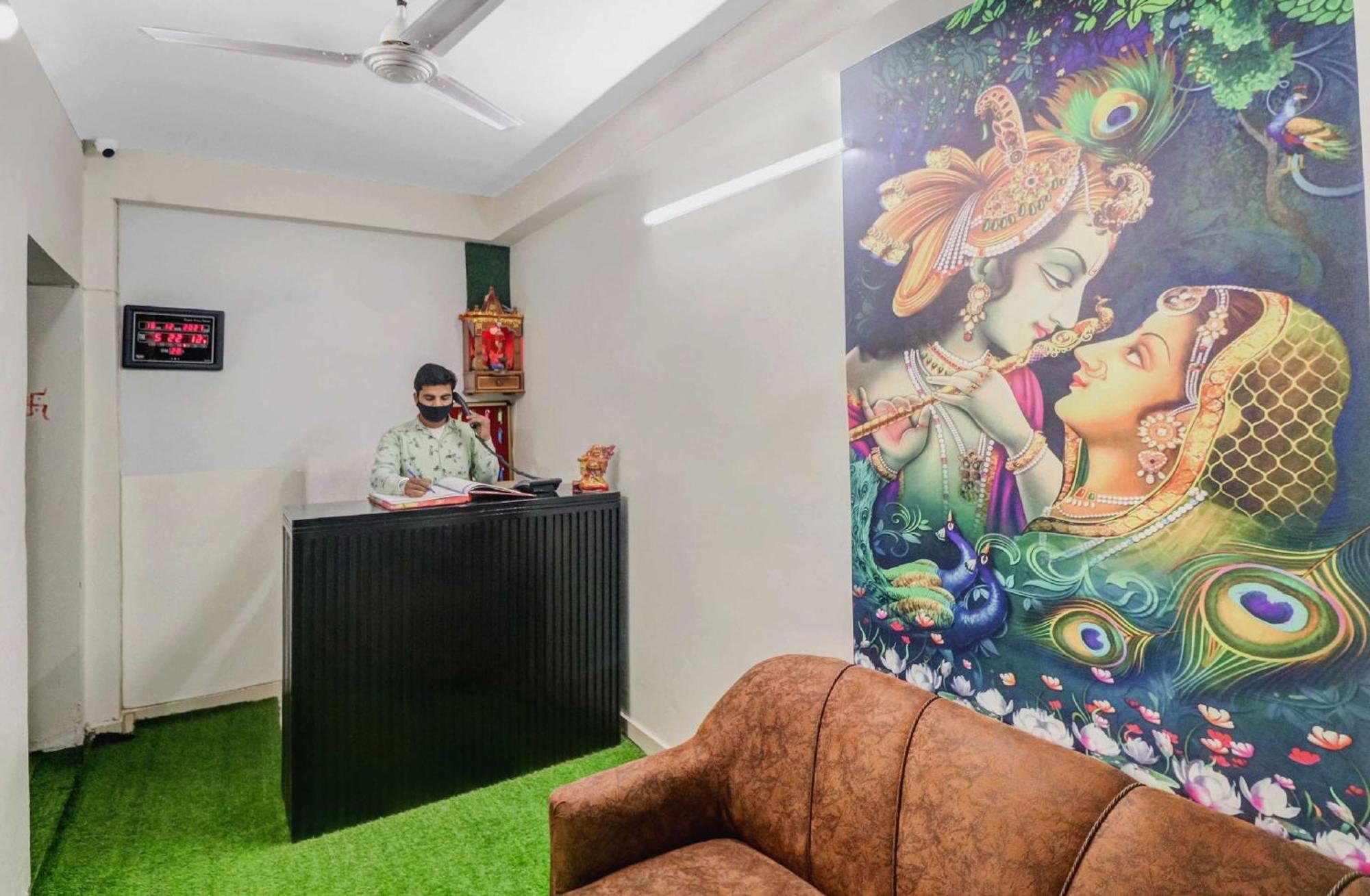 Super Capital O Moody Inn 德里 外观 照片