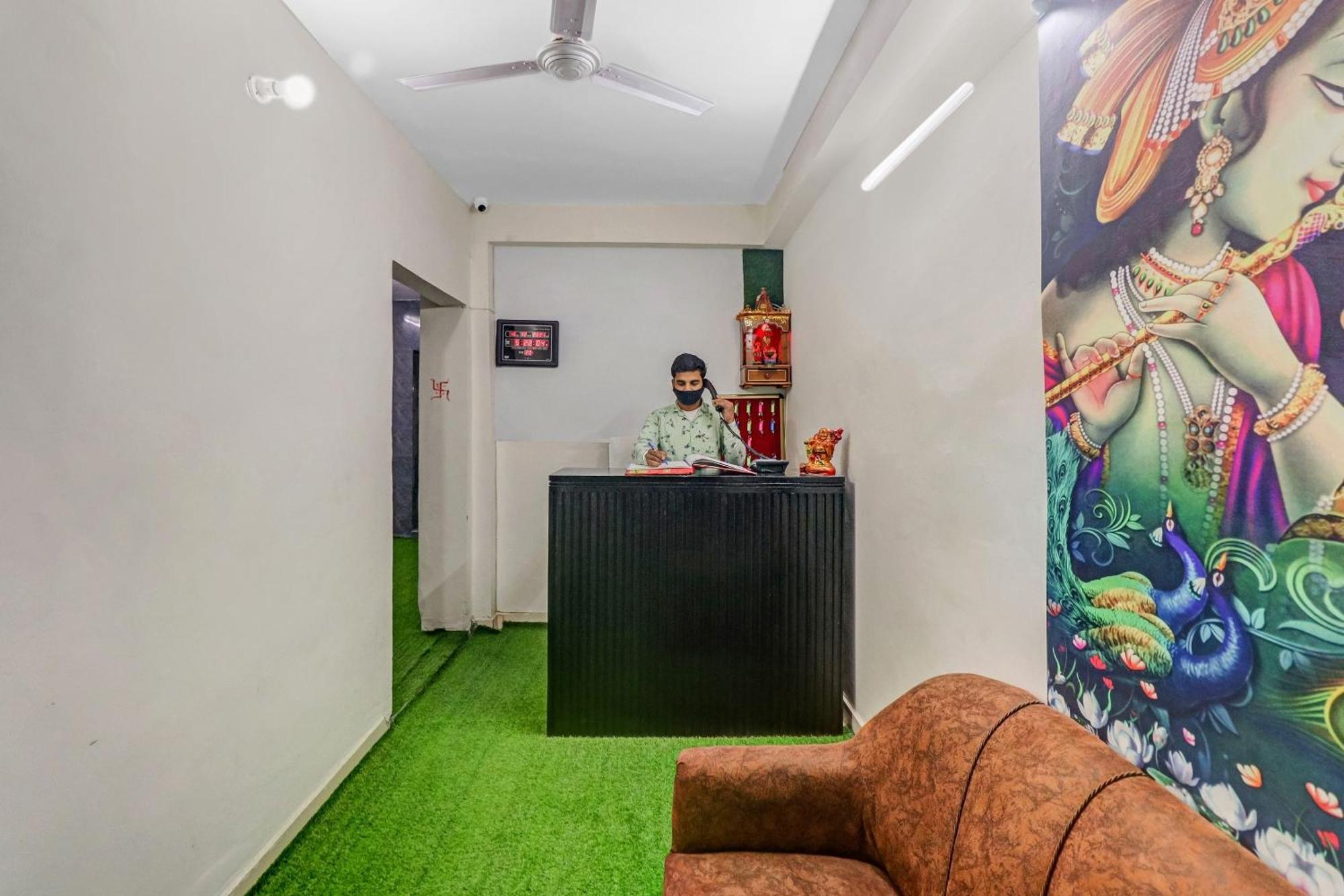 Super Capital O Moody Inn 德里 外观 照片